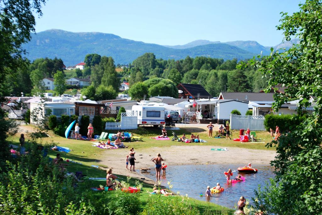 Beveroya Hytteutleie Og Camping Bo (Telemark) Buitenkant foto